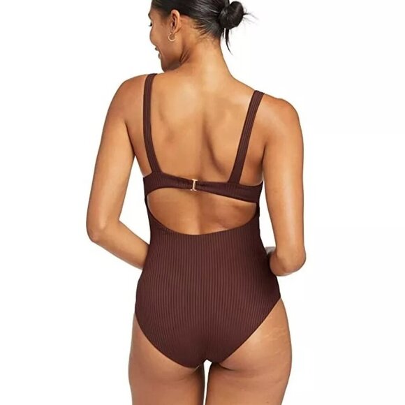 Vitamin A Demi Underwire One Piece - NWT - Picture 3 of 10